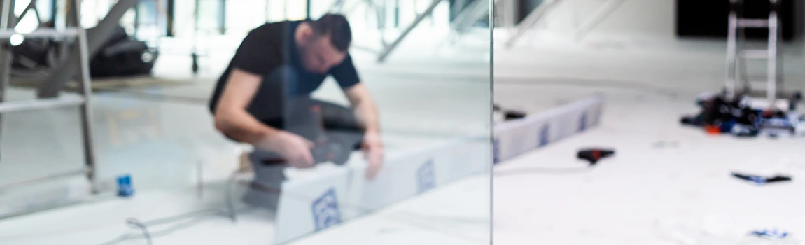 Emergency Commercial Glass Repair in Country Walk, FL