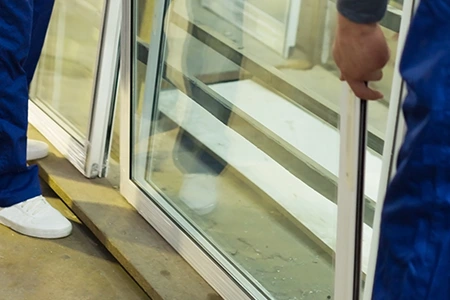 Commercial Glass Repair Technician in Country Walk, FL